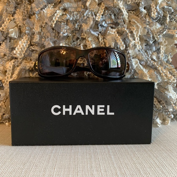 CHANEL Accessories - AUTHENTIC CHANEL SUNGLASSES